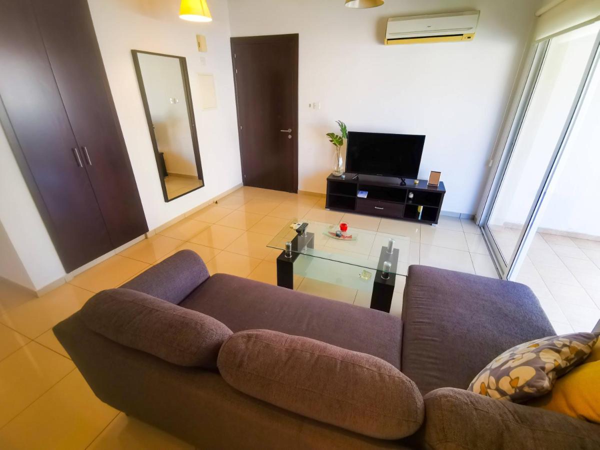 Promenade Breeze City Apartment Larnaka Exterior foto