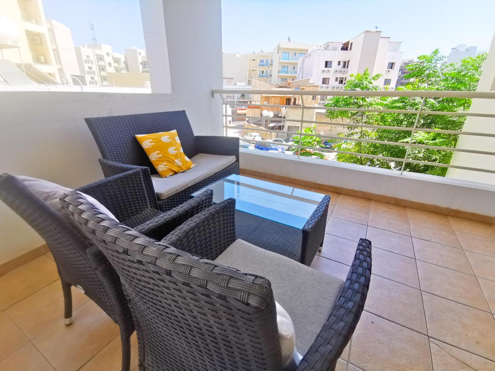 Promenade Breeze City Apartment Larnaka Exterior foto